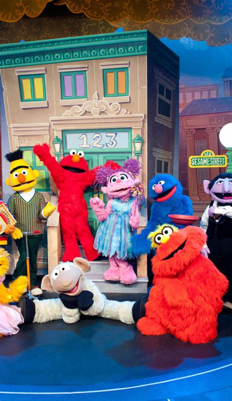 Sesame street live - Sep 24, 2023 · The Street We Live On is a celebration of 35 years of Sesame Street, which aired as Episode 4057. In the special, Elmo has a special day in Elmo's World, thi... 